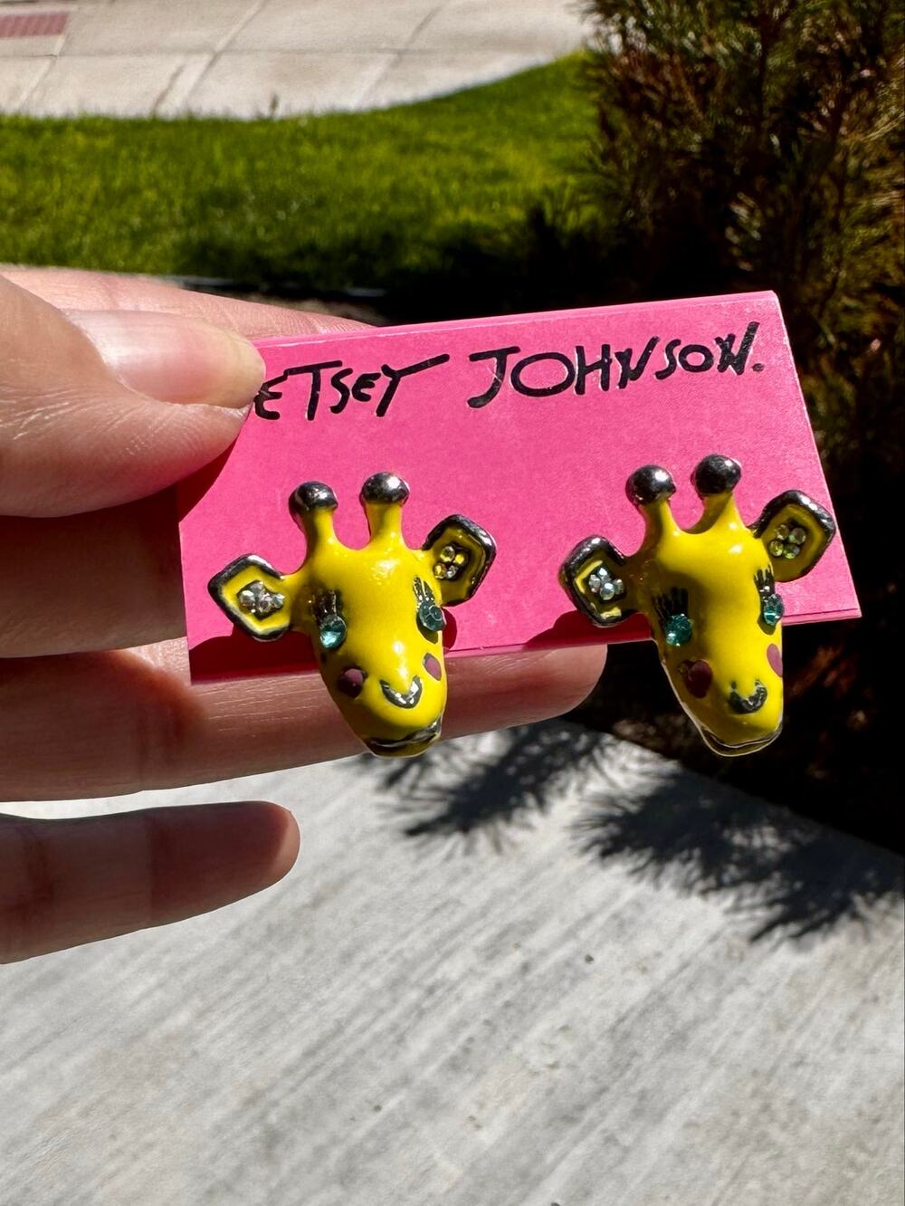 Betsey Johnson Jungle Fever Giraffe Stud Earrings rhinestone crystal accents Y2K